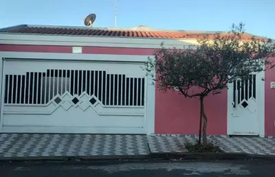 Casa para venda em palmeiras de 250.00m² com 3 quartos, 1 suite e 2 garagens