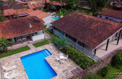 Casa para venda em praia da lagoinha de 262.00m² com 6 quartos, 3 suites e 3 garagens