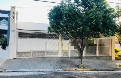 Casa para venda em jardim maria izabel de 241.00m² com 3 quartos, 1 suite e 3 garagens