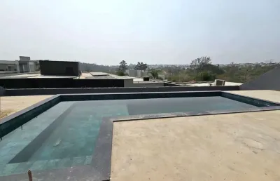 Sobrado para venda em vossoroca de 474.00m² com 4 quartos, 4 suites e 4 garagens