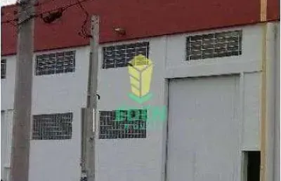 Galpão / depósito / armazém para alugar em vila martins de 750.00m²