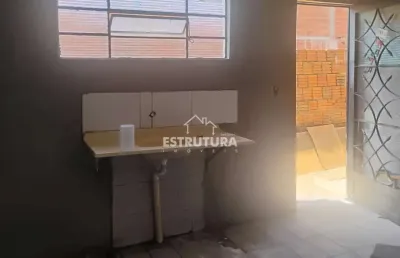 Casa para alugar em jardim santa maria de 40.00m² com 1 quarto e 2 garagens