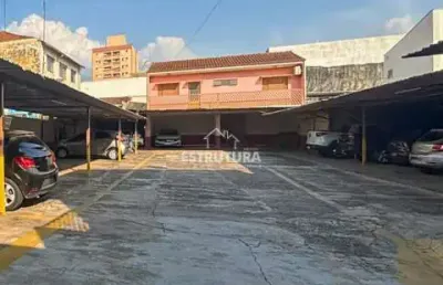 Casa para venda em centro de 427.00m² com 2 quartos e 40 garagens