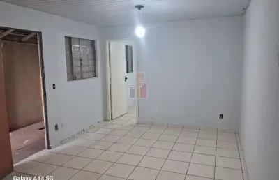 Casa para alugar em jardim ivone de 42.00m² com 2 quartos e 2 garagens