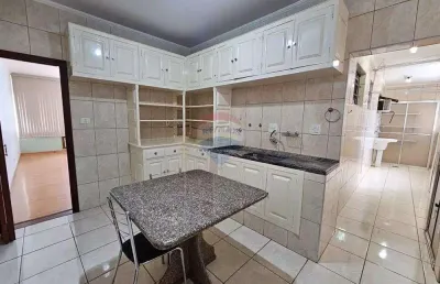 Casa para venda em centro de 119.60m² com 3 quartos e 1 suite