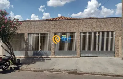 Casa para alugar em parque das nações de 180.00m² com 3 quartos, 1 suite e 2 garagens