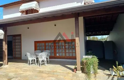 Sobrado para venda em jardim domingos sávio de 318.00m² com 3 quartos e 5 garagens
