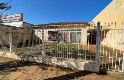 Casa para venda em centro de 199.00m² com 3 quartos e 2 garagens