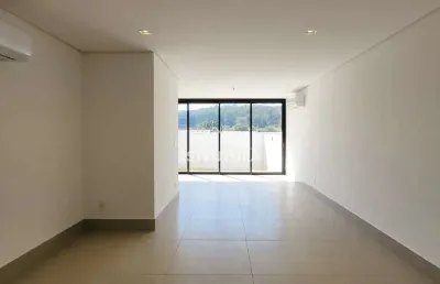 Casa de condomínio para alugar em vila paulista de 151.00m² com 3 quartos, 3 suites e 2 garagens