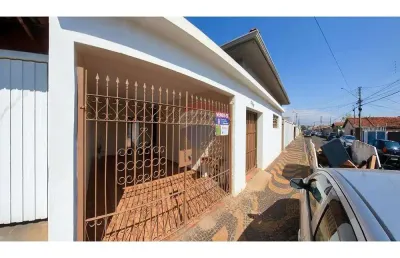 Casa para venda em bom jesus de 190.00m² com 2 quartos e 1 garagem
