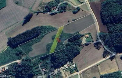 Terreno à venda no Centro, Campo Magro 