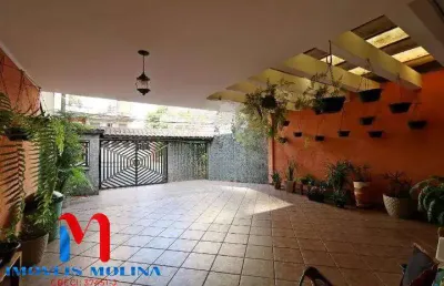 Casa para venda em jardim de 195.00m² com 3 quartos, 2 suites e 4 garagens