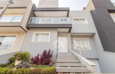 Sobrado para venda em xaxim de 266.00m² com 3 quartos, 2 suites e 3 garagens