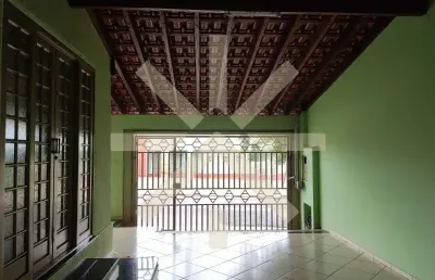 Casa para venda em jardim munique de 250.00m² com 2 quartos, 1 suite e 2 garagens