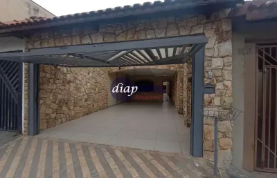 Excelente sobrado recém reformado na vila alpina com 03 dormitórios mobiliados sendo 01 suíte com ampla varanda de aproximadamente 27 m² e 01 dormitór