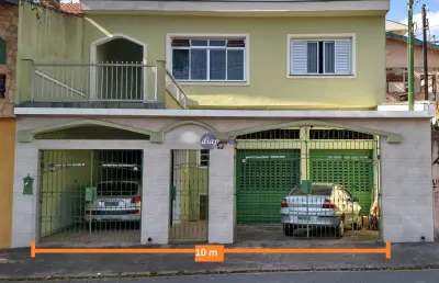Grande oportunidade. excelente sobrado na vila linda com 4 dormitórios, sendo 1 suíte, cozinha, sala dois ambientes, living integrado com sacada, 3 ba