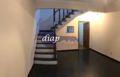 Ótimo sobrado no jardim bela vista com 2 dormitórios, cozinha com armários embutidos, sala ampla, 2 banheiros no total, sendo 1 com banheira, lavander