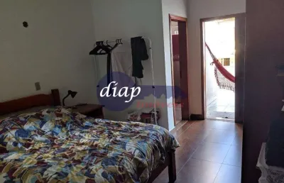 Ótimo sobrado na vila sônia com 3 dormitórios, sendo 1 suíte, cozinha com armários embutidos, sala dois ambientes, 2 banheiros, um quintal com lavande