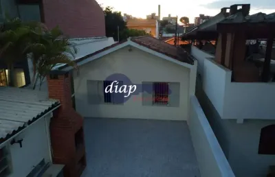 Excelente oportunidade!!! duas casas lindas no bairro de santa terezinha, separadas com entradas distintas, ambas com 2 dormitórios planejados, sala a