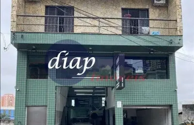 Excelente casa comercial no bairro chácara santo antônio com 3 dormitórios, sendo 3 suítes, possui dois pisos comerciais com copa e cozinha planejada,