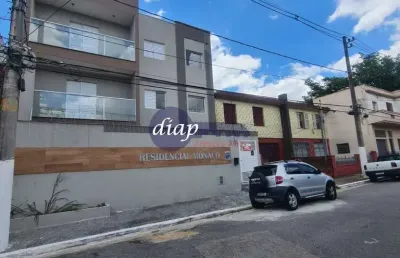 Apartamento conceito aberto, com acabamento fino em porcelanato retificado, granito nas pias, janelas em alumínio branco e nicho no banheiro imóvel co