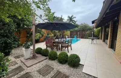 Casa com 3 quartos à venda na Rua dos Meros, Jurerê Internacional, Florianópolis