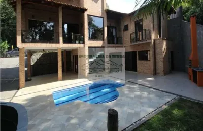 Imóvel à venda na serrada cantareira - sp: 3 quartos, 3 suítes, 3 salas, 5 banheiros, 3 vagas de garagem e 260m² de área!