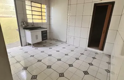 Casa com 1 quarto para alugar na rua capitão john cordeiro e silva, 207, jardim luso, são paulo, 50 m2 por r$ 820