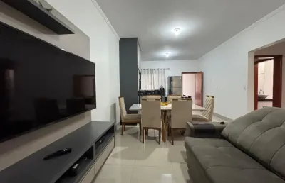 Casa térrea com 2 dormitórios (1 suíte), área gourmet e 2 vagas – 137m² de construção