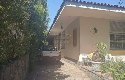 Casa com 3 quartos para alugar na Rua dos Macunis, Vila Madalena, São Paulo