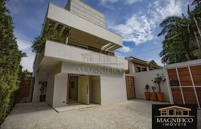 Casa com 3 quartos para alugar na Rua Alemanha, Jardim Europa, São Paulo
