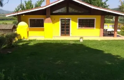 Chácara com 02 suítes à venda, no bairro canedos - piracaia/sp - ch0153