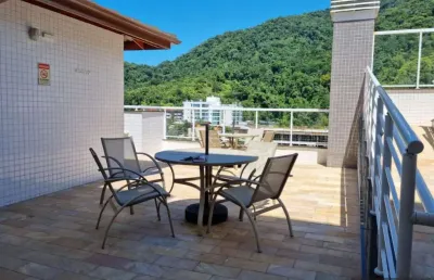 Apartamento com 02 dormitórios, lazer , perto do mar. toninhas. vista serra
