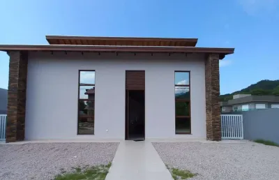 Casa com 4 quartos à venda na Praia da Lagoinha, Ubatuba 