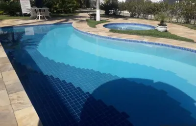 Excelente casa em condomínio fechado de frente para o mar na praia grande!
