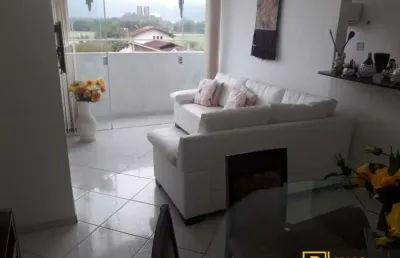 Excelente 3 dormitórios ; sendo uma suíte ; boa localização no centro ; 2 vagas de garagem .vista para o mar e para a serra