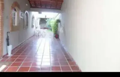 Casa excelente localização no itagua, 350m² de terreno.
