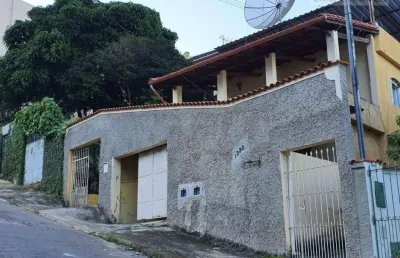 Casa com 3 dormitórios à venda, 550 m² por r$ 550.000,00 - bandeirantes - juiz de fora/mg
