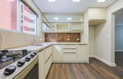 Apartamento 3 quartos, 1 suíte, 1 vaga de garagem no ed las palmas, bairro batel - curitiba/pr
