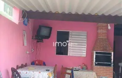 Vende se casa no pq. internacional em campo limpo pta - sp a.t 150m² - a.c 109m² - 3 quartos sendo 1 suíte, edícula e garagem