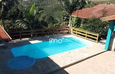 Vende casa de campo com vista espetacular no champs prive , 2 suítes ,piscina, edícula, área gourmet  1400m² a.t  300m² a.c - não aceita financiamento