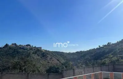 Vende se chácara no saint james 2  com 1150m² a.t. 200m² a.c. 2 quartos sendo 1 suíte, piscina, quintal, churrasqueira, não financia, oportunidade !!!