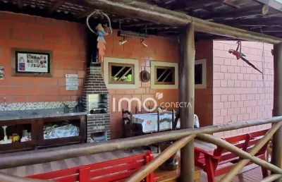 Vende se chácara no bairro monterrey em louveira em sp  1200m² de terreno , 3 quartos, 5 vagas, área gourmet , quintal, pomar  r$ 920.000