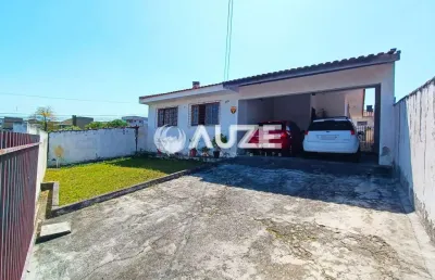 Casa térrea em amplo terreno de 378m² em localização privilegiada no tingui, próximo ao parque baca