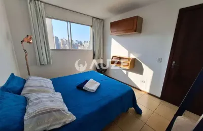 Excelente oportunidade no centro em andar alto com garagem privativa