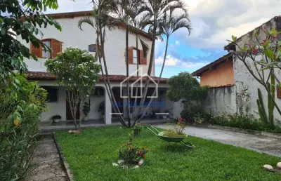 Ótimo sobrado à venda com 03 dormitórios, 01 escritório e 05 vagas de garagem  no bairro crispim, p