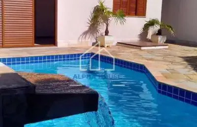 Casa à venda, são benedito, com três dormitórios sendo uma suíte, área gourmet e piscina.