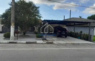Casa à venda, terra dos ipês i (sul), com três dormitórios sendo uma suíte.