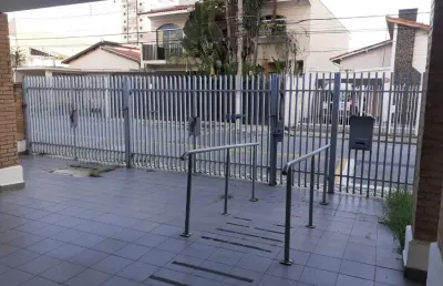 Casa com 4 quartos para alugar na Rua Monsenhor Siqueira, 2, Centro, Taubaté