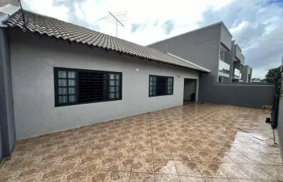 Imperdível! casa charmosa, 2 quartos, 4 vagas - localização premium e conforto absoluto em araucári